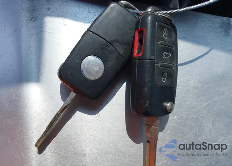 2006 Volkswagen Jetta 2.5 из США, поврежденный, VIN 3VWSG81K76M670201